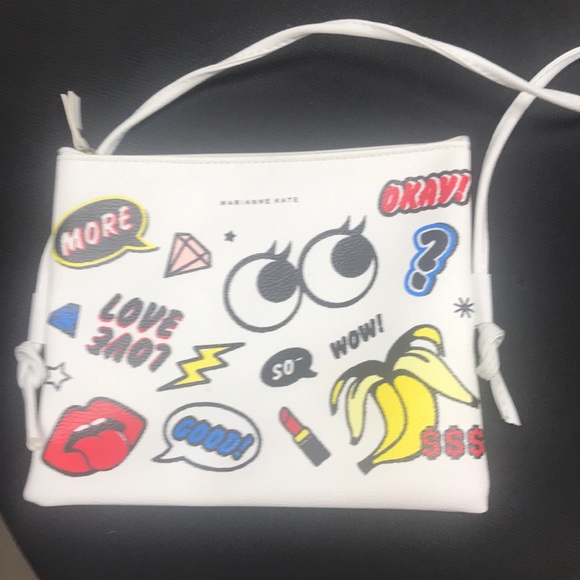 Bags - Picture 3 of 5